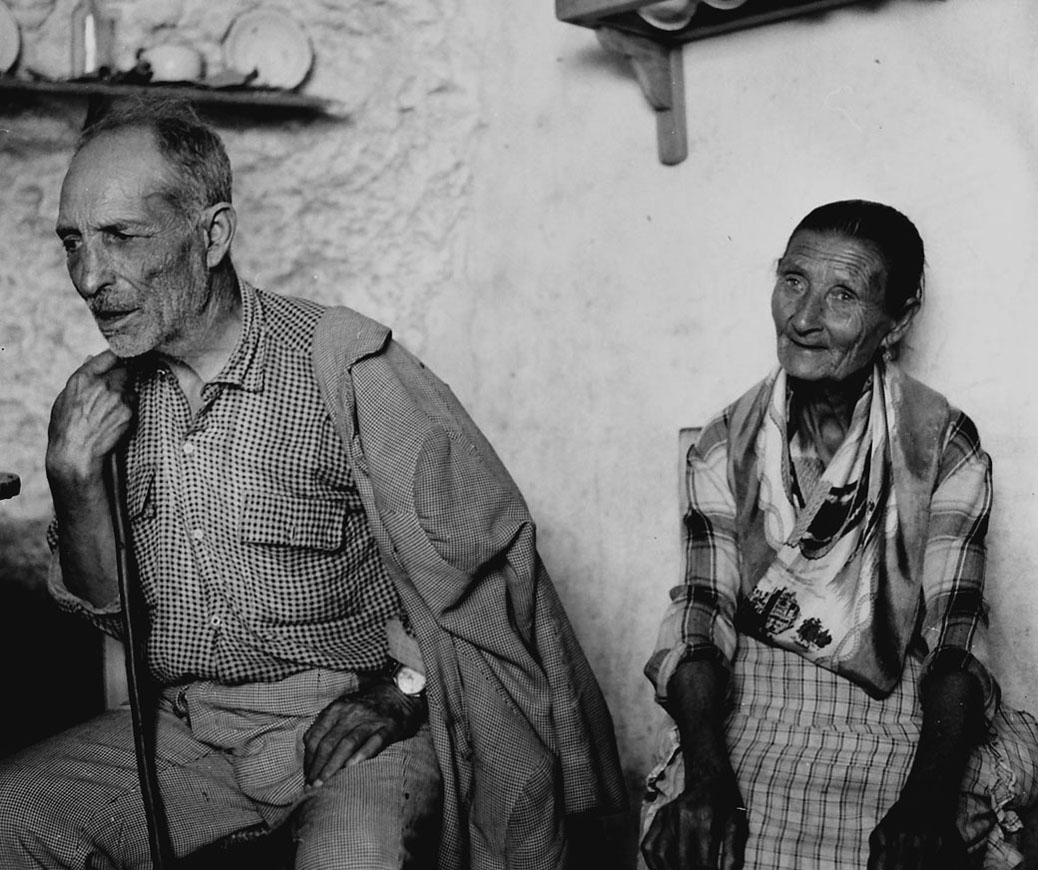 Gitani, 001-038-2p
1958
Granada (Sacromonte) (Spagna)