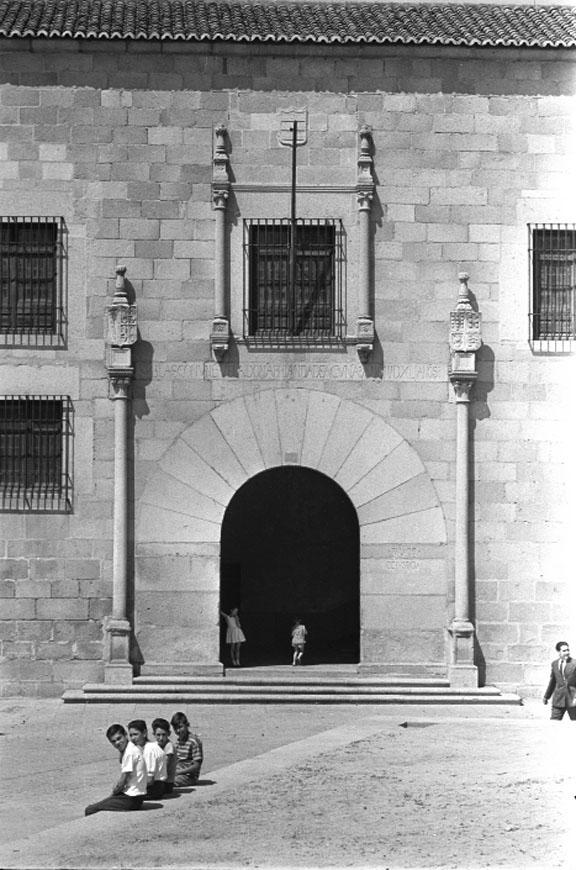 Spagna, 001-009-18
1958
Palazzo del viceré Blasco Nuñez Vela, Avila (Spagna)