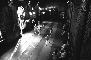 Sport e sportivi, 033-246-29
Schermidori in allenamento, 1998
Società del Giardino - Sala di scherma, Milano (Italia)