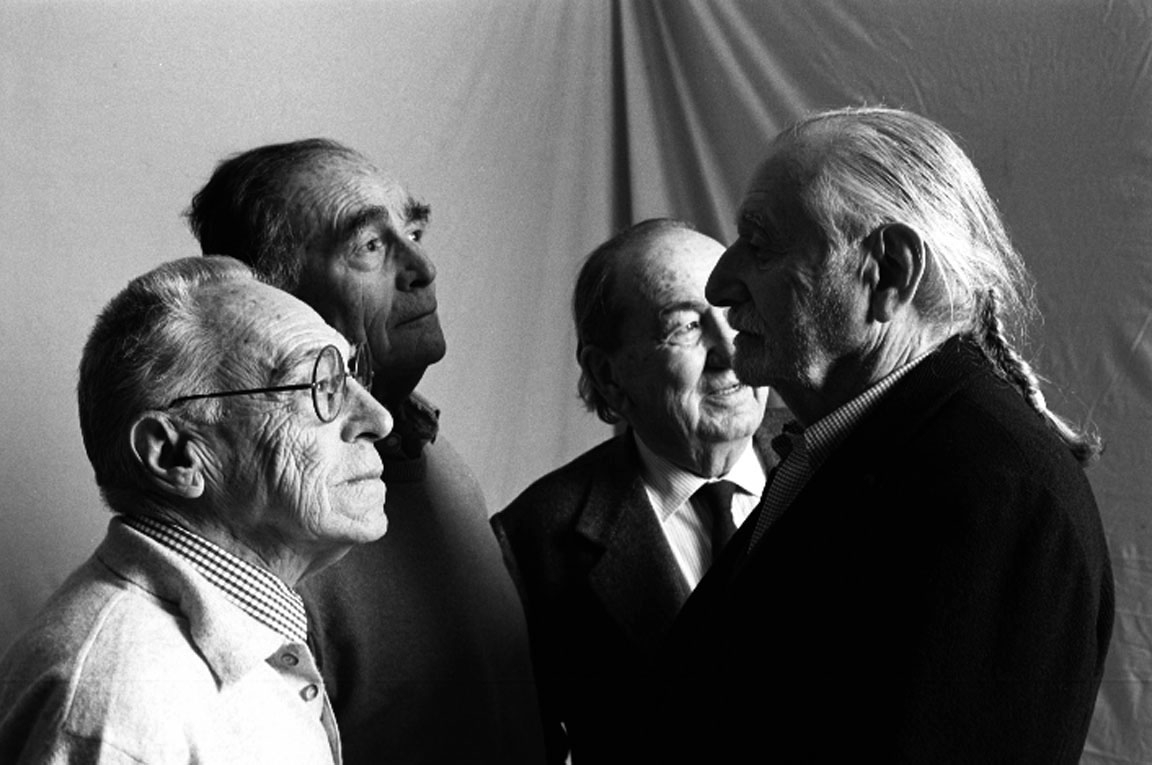 Designer e architetti, 078-916-16
Achille Castiglioni, Vico Magistretti, Ettore Sottsass, Marco Zanuso, 1998
Studio Carlo Orsi, Milano (Italia)