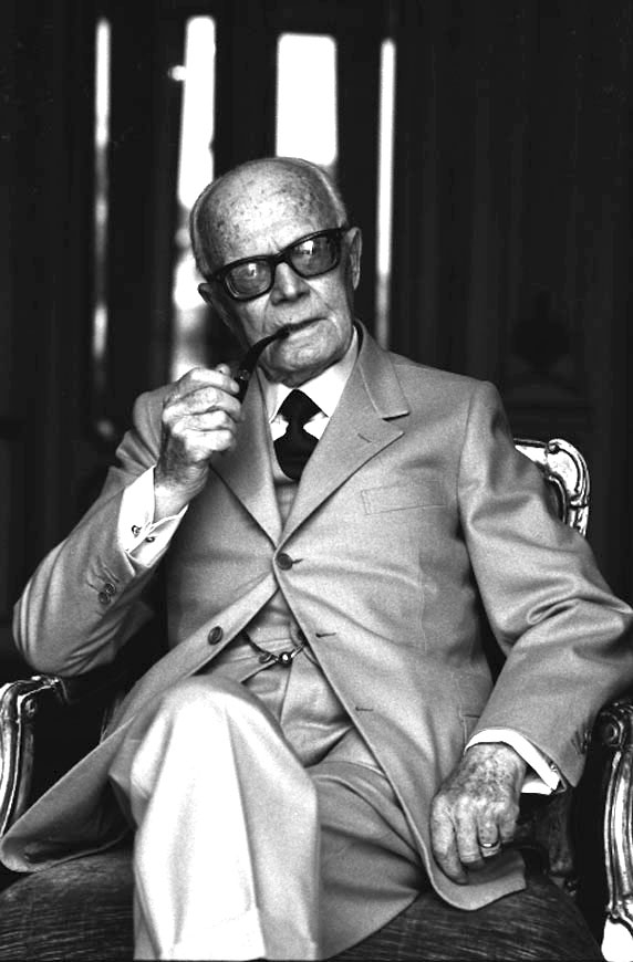Il Presidente, 074-690-01
Sandro Pertini, 1982
Palazzo del Quirinale, Roma (Italia)