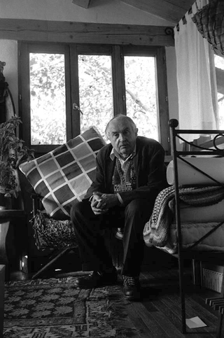 Cinema, 069-421-11
Antonio (Tonino) Guerra nella sua casa a Pennabili, 2002
Pennabili (Italia)