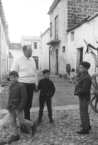 Sicilia, 068-315-76
Lezioni all'aria aperta, 1962
Trappeto/Partinico (Sicilia) (Italia)