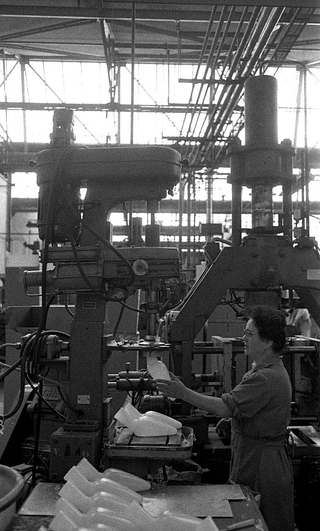Industria, 012-052-18
1962
Fabbrica Pirelli, Monza (Italia)