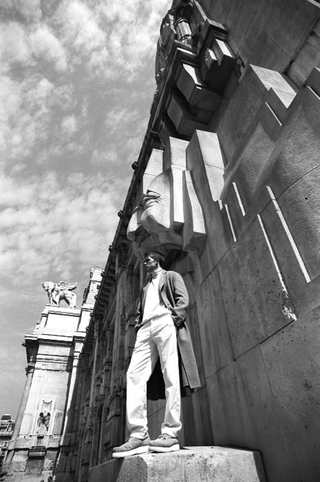 Krizia, 027-100-22
Krizia, 1999
Stazione Centrale, Milano (Italia)