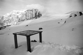 Foppapedretti, 025-227-14
Tavolo Signac di Giandomenico Belotti per Foppapedretti, 1995
Cavalese (Italia)