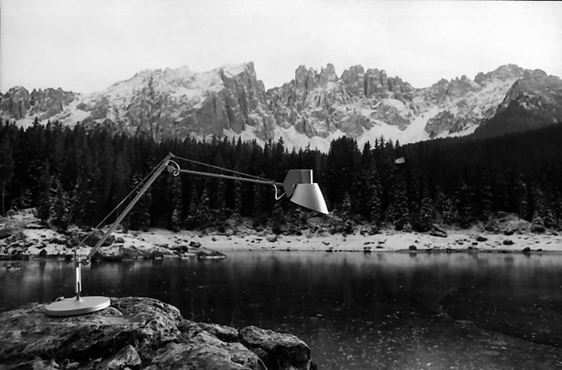 Nemo Illuminazione, 025-218-36 Lampada da terra Studio, M. Barbaglia e M. Colombo per Italiana Luce (Nemo), 1998 Cavalese (Italia)