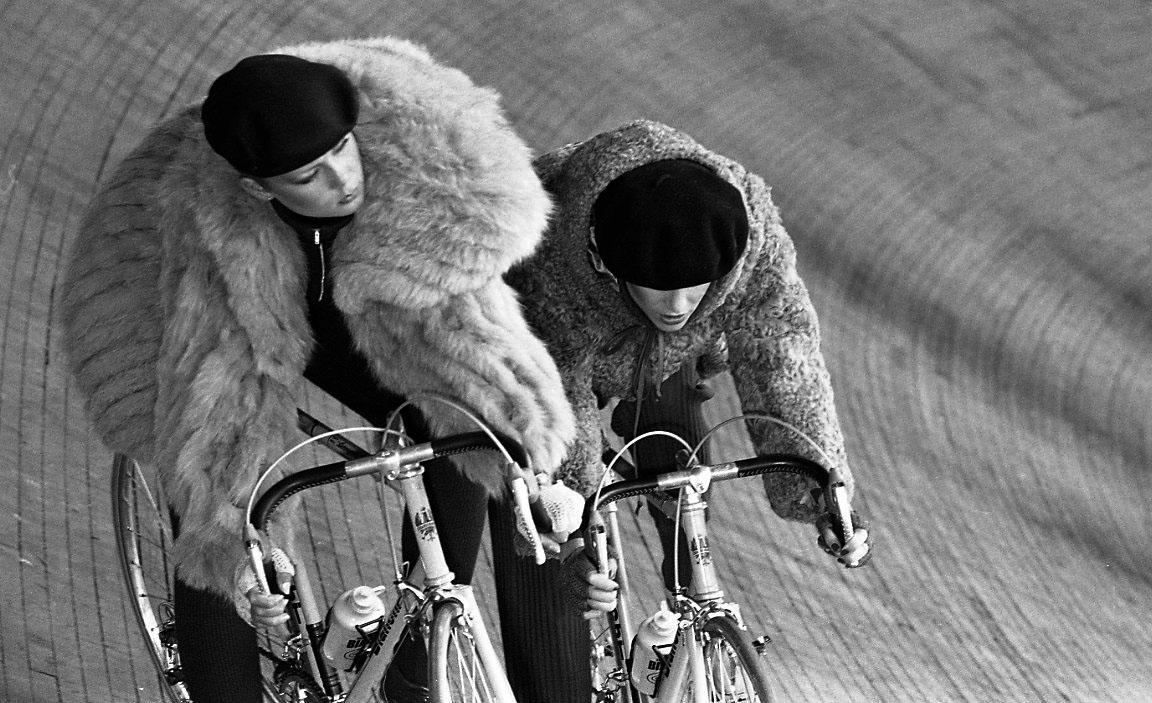 Linea Italiana Magazine, 060-309-03
Surplass al Vigorelli, 1977
Velodromo Vigorelli, Milano (Italia)