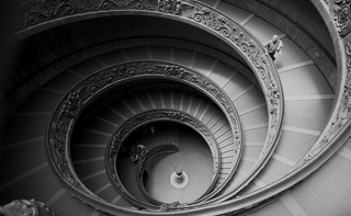 Architettura, 082-053-22
Scala all'interno dei Musei Vaticani attribuita al Bramante, 1990
Città del Vaticano (Stato del Vaticano)