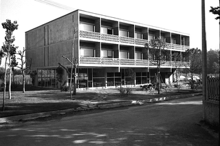 Architetture di Giandomenico Belotti, 021-010-04
Albergo "Marina", 1962
Marina di Massa (Italia)
